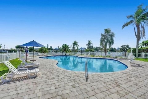 Apartamento en alquiler en Davie, Florida, 1 dormitorio № 2064146 - foto 20