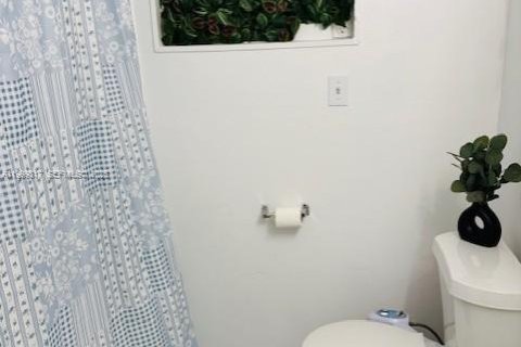 Apartamento en alquiler en Davie, Florida, 1 dormitorio № 2064146 - foto 16