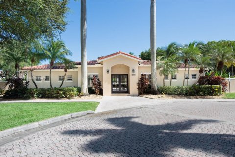 Casa en alquiler en Miami, Florida, 4 dormitorios, 187.29 m2 № 2030424 - foto 21