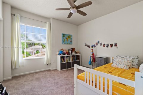 House in Wellington, Florida 5 bedrooms, 274.15 sq.m. № 1922891 - photo 18