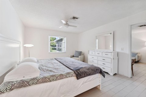 Condo in Delray Beach, Florida, 2 bedrooms № 2281550 - photo 7