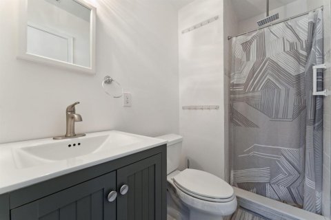 Condo in Delray Beach, Florida, 2 bedrooms № 2281550 - photo 14