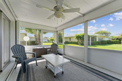 Condo in Delray Beach, Florida, 2 bedrooms № 2281550 - photo 4
