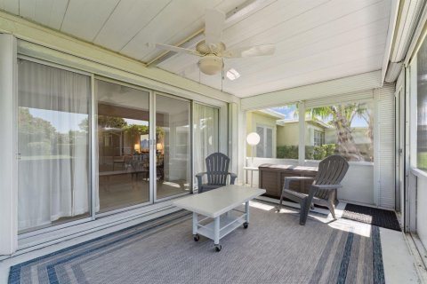 Condo in Delray Beach, Florida, 2 bedrooms № 2281550 - photo 25