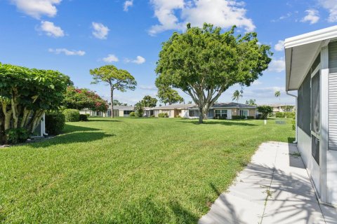 Condo in Delray Beach, Florida, 2 bedrooms № 2281550 - photo 23