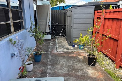 Купить виллу или дом в Майами, Флорида 3 спальни, 119.1м2, № 2036462 - фото 22