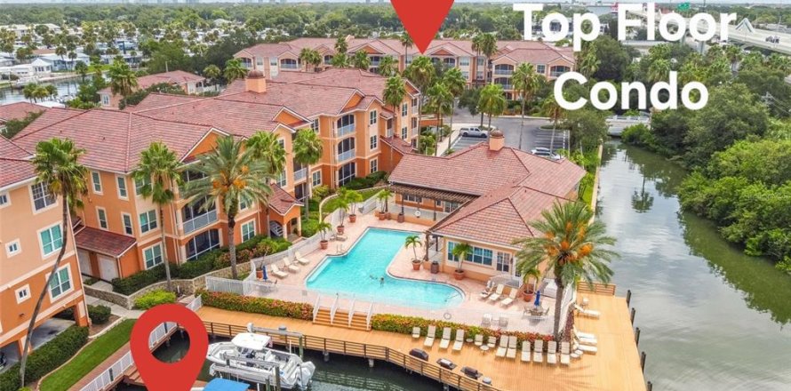 Condo à Tampa, Floride, 2 chambres  № 2417065