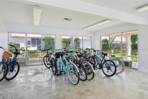 Condo in Bradenton, Florida, 2 bedrooms  № 2227670 - photo 21