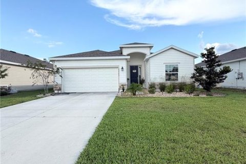 House in Newberry, Florida 4 bedrooms, 183.95 sq.m. № 2380585