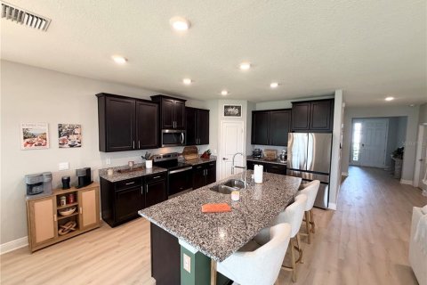 House in Newberry, Florida 4 bedrooms, 183.95 sq.m. № 2380585 - photo 5