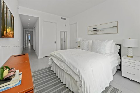 Copropriété à louer à Sunny Isles Beach, Floride: 2 chambres, 158.31 m2 № 1704011 - photo 23