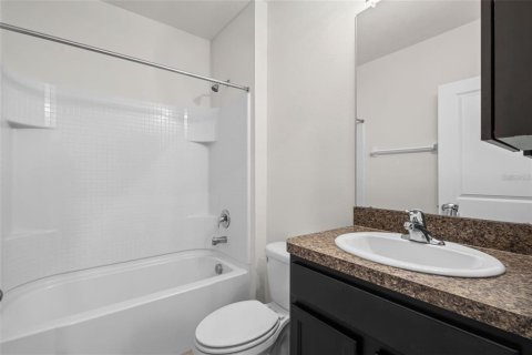 Villa ou maison à louer à Odessa, Floride: 3 chambres, 139.73 m2 № 2425268 - photo 13