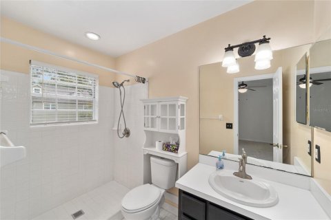 House in Gainesville, Florida 2 bedrooms, 111.76 sq.m. № 1852807 - photo 8