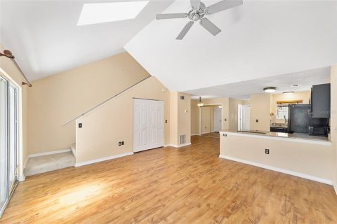 House in Gainesville, Florida 2 bedrooms, 111.76 sq.m. № 1852807 - photo 4