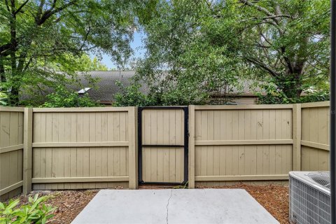 House in Gainesville, Florida 2 bedrooms, 111.76 sq.m. № 1852807 - photo 11