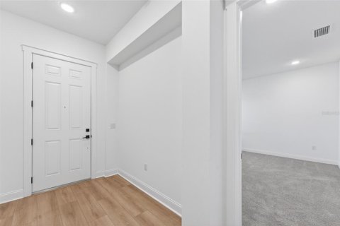 Villa ou maison à louer à Winter Garden, Floride: 4 chambres, 249.54 m2 № 2310470 - photo 6