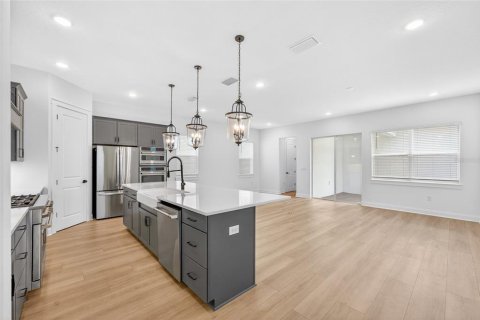 Villa ou maison à louer à Winter Garden, Floride: 4 chambres, 249.54 m2 № 2310470 - photo 18
