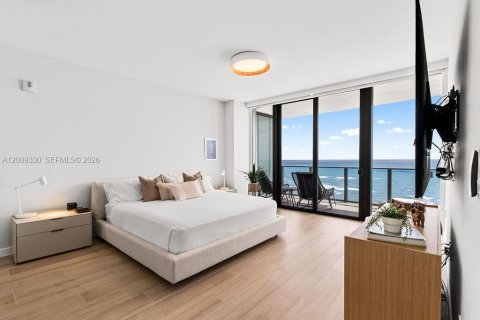 Copropriété à vendre à Pompano Beach, Floride: 2 chambres, 179.12 m2 № 2090984 - photo 12