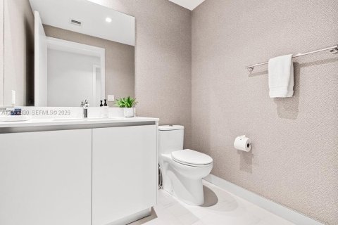 Copropriété à vendre à Pompano Beach, Floride: 2 chambres, 179.12 m2 № 2090984 - photo 29
