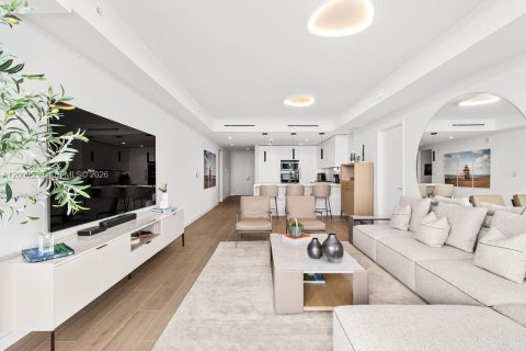Copropriété à vendre à Pompano Beach, Floride: 2 chambres, 179.12 m2 № 2090984 - photo 10