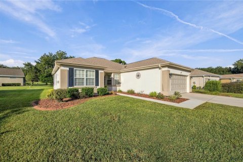 Villa ou maison à vendre à Summerfield, Floride: 2 chambres, 155.89 m2 № 2391114 - photo 2