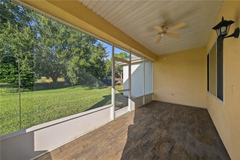 Villa ou maison à vendre à Summerfield, Floride: 2 chambres, 155.89 m2 № 2391114 - photo 25