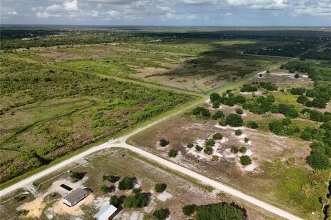 Land in Okeechobee, Florida № 2221192 - photo 17