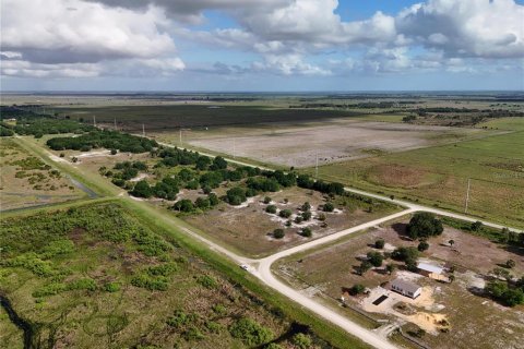 Land in Okeechobee, Florida № 2221192 - photo 15