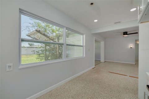Casa en venta en Saint Petersburg, Florida, 2 dormitorios, 124.02 m2 № 2383377 - foto 22