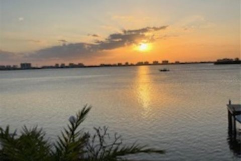 Villa ou maison à vendre à Clearwater, Floride: 3 chambres, 199.55 m2 № 1591482 - photo 4