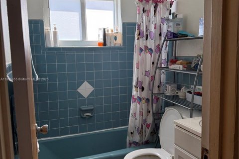 Casa en venta en Hollywood, Florida, 3 dormitorios, 85.47 m2 № 1951400 - foto 12