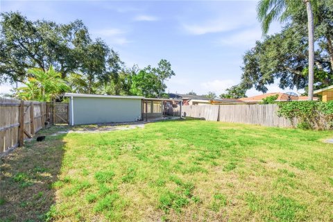 Villa ou maison à louer à Saint Petersburg, Floride: 4 chambres, 111.48 m2 № 2427003 - photo 20