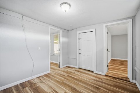 Villa ou maison à louer à Saint Petersburg, Floride: 4 chambres, 111.48 m2 № 2427003 - photo 15