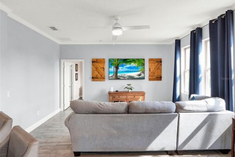 Casa en venta en Clermont, Florida, 4 dormitorios, 237.83 m2 № 1749484 - foto 12