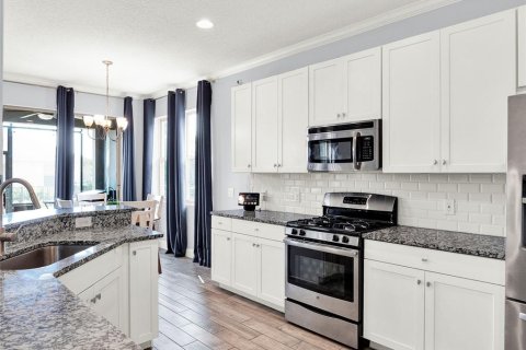 Casa en venta en Clermont, Florida, 4 dormitorios, 237.83 m2 № 1749484 - foto 5