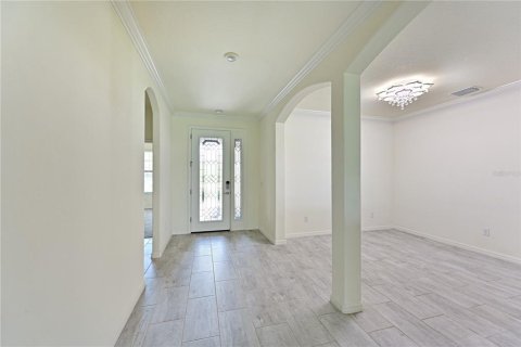 House in Bradenton, Florida 4 bedrooms, 208.57 sq.m. № 2418739 - photo 9