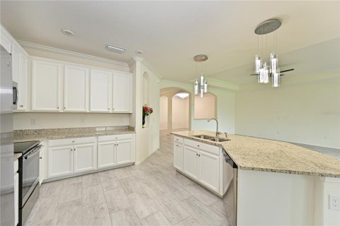 House in Bradenton, Florida 4 bedrooms, 208.57 sq.m. № 2418739 - photo 12