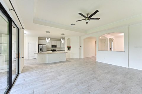 House in Bradenton, Florida 4 bedrooms, 208.57 sq.m. № 2418739 - photo 11