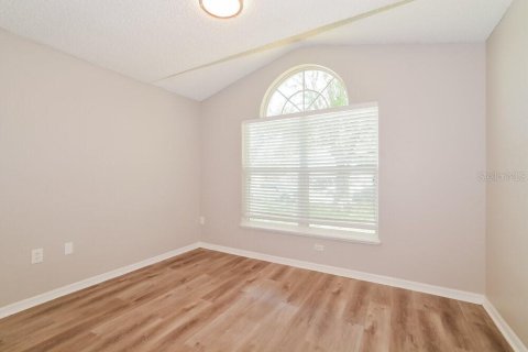 Villa ou maison à louer à Apopka, Floride: 3 chambres, 147.9 m2 № 2415544 - photo 13