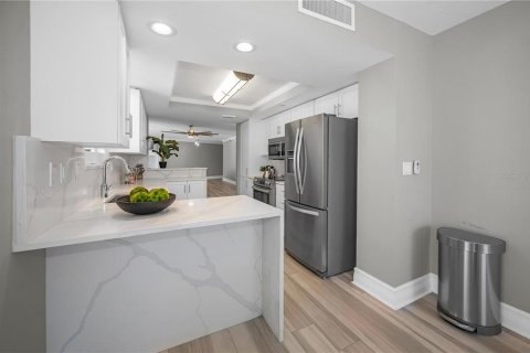 Condominio en alquiler en Clearwater, Florida, 2 dormitorios, 170.94 m2 № 2096364 - foto 30