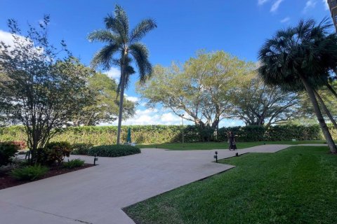 Copropriété à vendre à Pembroke Pines, Floride: 2 chambres, 101.26 m2 № 2011447 - photo 12