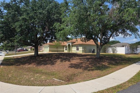 House in Mascotte, Florida 4 bedrooms, 172.05 sq.m. № 1677599 - photo 3