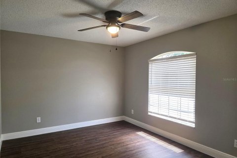 House in Mascotte, Florida 4 bedrooms, 172.05 sq.m. № 1677599 - photo 5