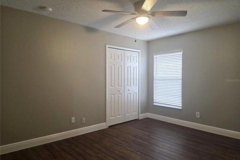 House in Mascotte, Florida 4 bedrooms, 172.05 sq.m. № 1677599 - photo 27