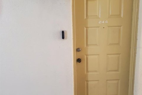 Copropriété à vendre à Ocala, Floride: 2 chambres, 135.27 m2 № 2238334 - photo 3