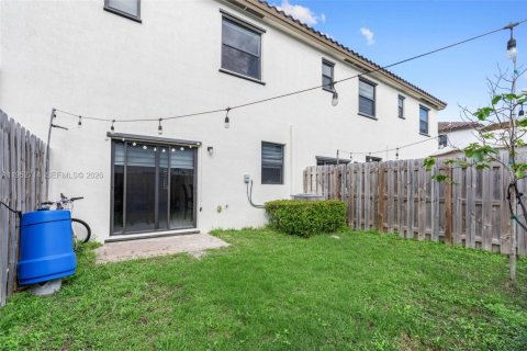 Touwnhouse à vendre à Homestead, Floride: 3 chambres, 137.77 m2 № 2010037 - photo 24