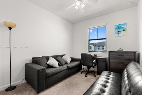 Touwnhouse à vendre à Homestead, Floride: 3 chambres, 137.77 m2 № 2010037 - photo 15