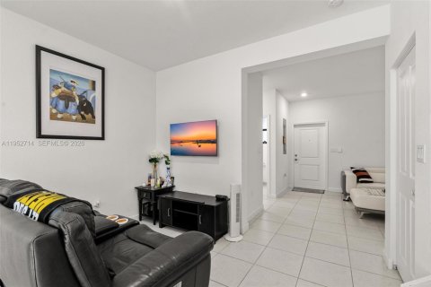 Touwnhouse à vendre à Homestead, Floride: 3 chambres, 137.77 m2 № 2010037 - photo 7