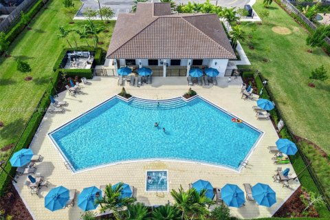 Touwnhouse à vendre à Homestead, Floride: 3 chambres, 137.77 m2 № 2010037 - photo 30