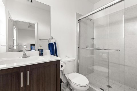 Touwnhouse à vendre à Homestead, Floride: 3 chambres, 137.77 m2 № 2010037 - photo 16